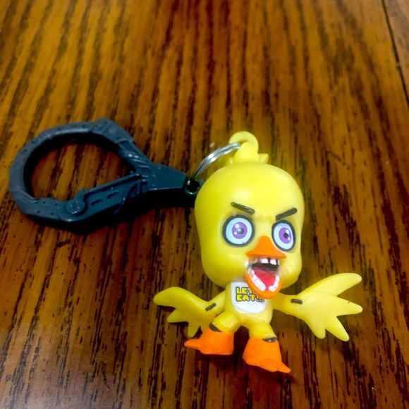 FNAF Chica keychain - Picture 1 of 4